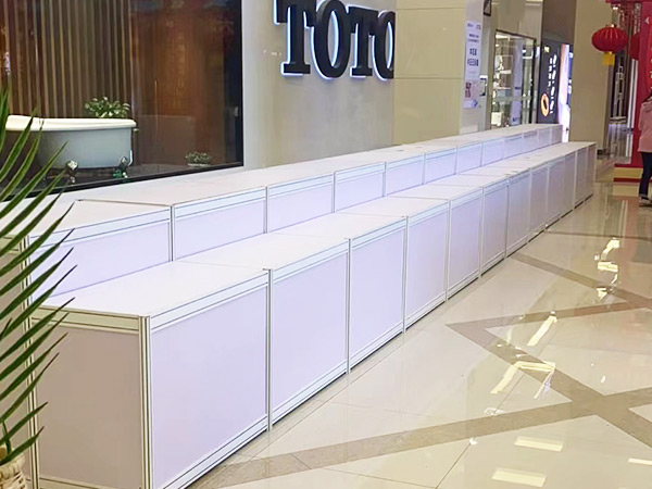 展示臺(tái)