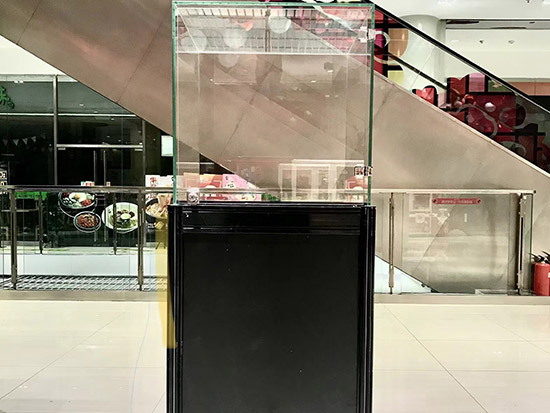 黑色展柜5
